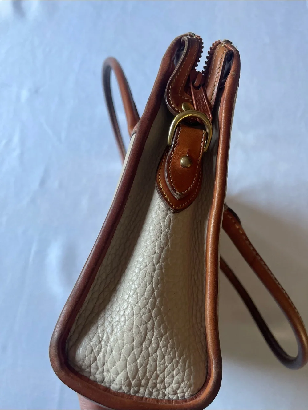 Dooney & Bourke All Weather Leather satchel Bag Vintage 80’s Purse Cream Brown